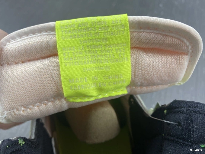 Reps TBkick 555088-702 High Volt Jordan 1 OG Air 0727